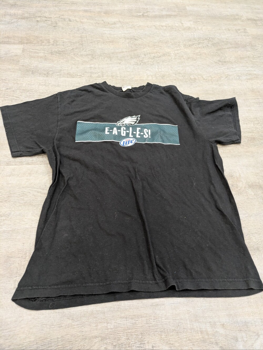 Philadelphia Eagles Miller Lite Short Sleeve T-shirt Size Large